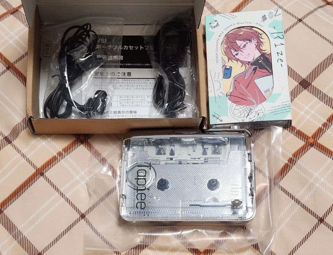 18TRIP エイトリ テーピー カセットプレイヤー カセットテープ