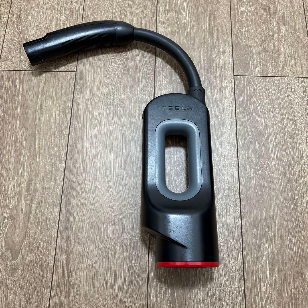 TESLA CHAdeMO Adapter （チャデモアダプター）