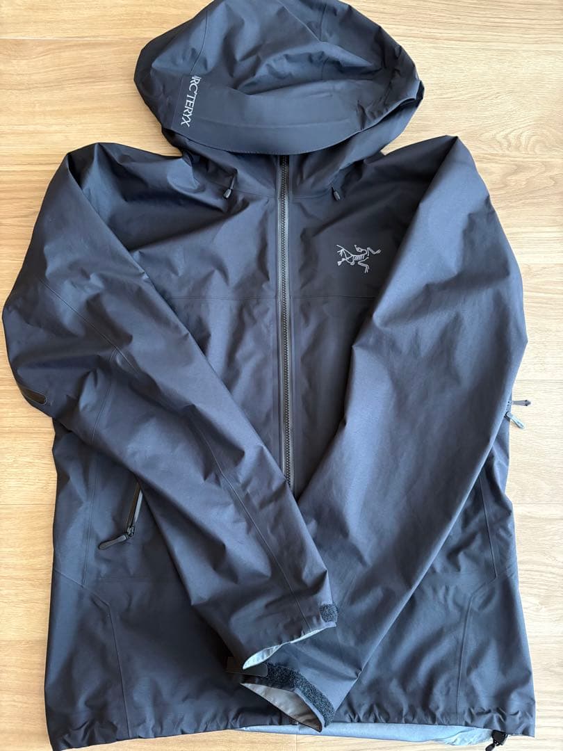 【Mサイズ】ARC'TERYX ベータ SL ジャケット 最新モデル