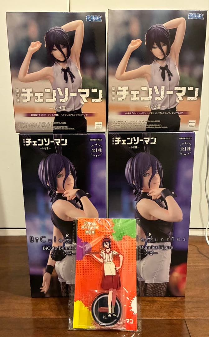 チェンソーマン　レゼ編　フィギュア　2個 バニーレゼ　2体　アクリルキーホルダー