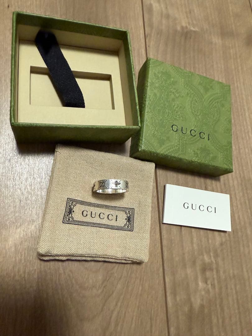 GUCCI シルバーリング 蜂　サイズ23