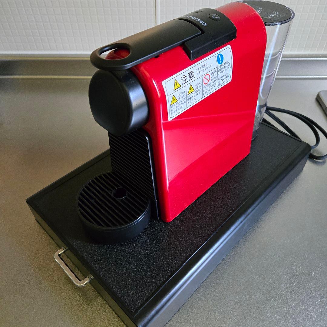 赤色 カプセルBOX付きコーヒーメーカー