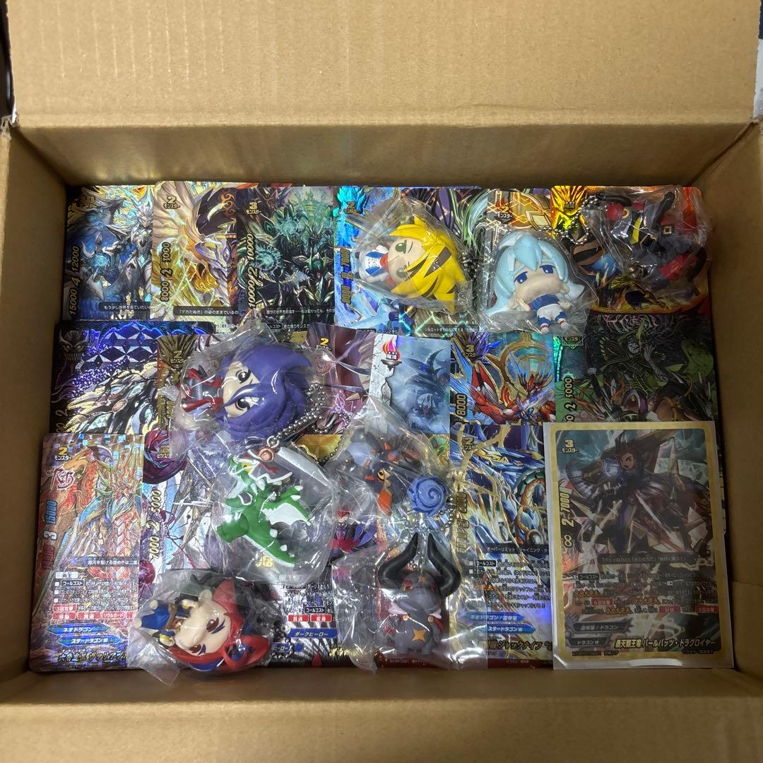 バ*し様 バディファイト まとめ売り 引退品 1000枚以上 ボールチェーンスト