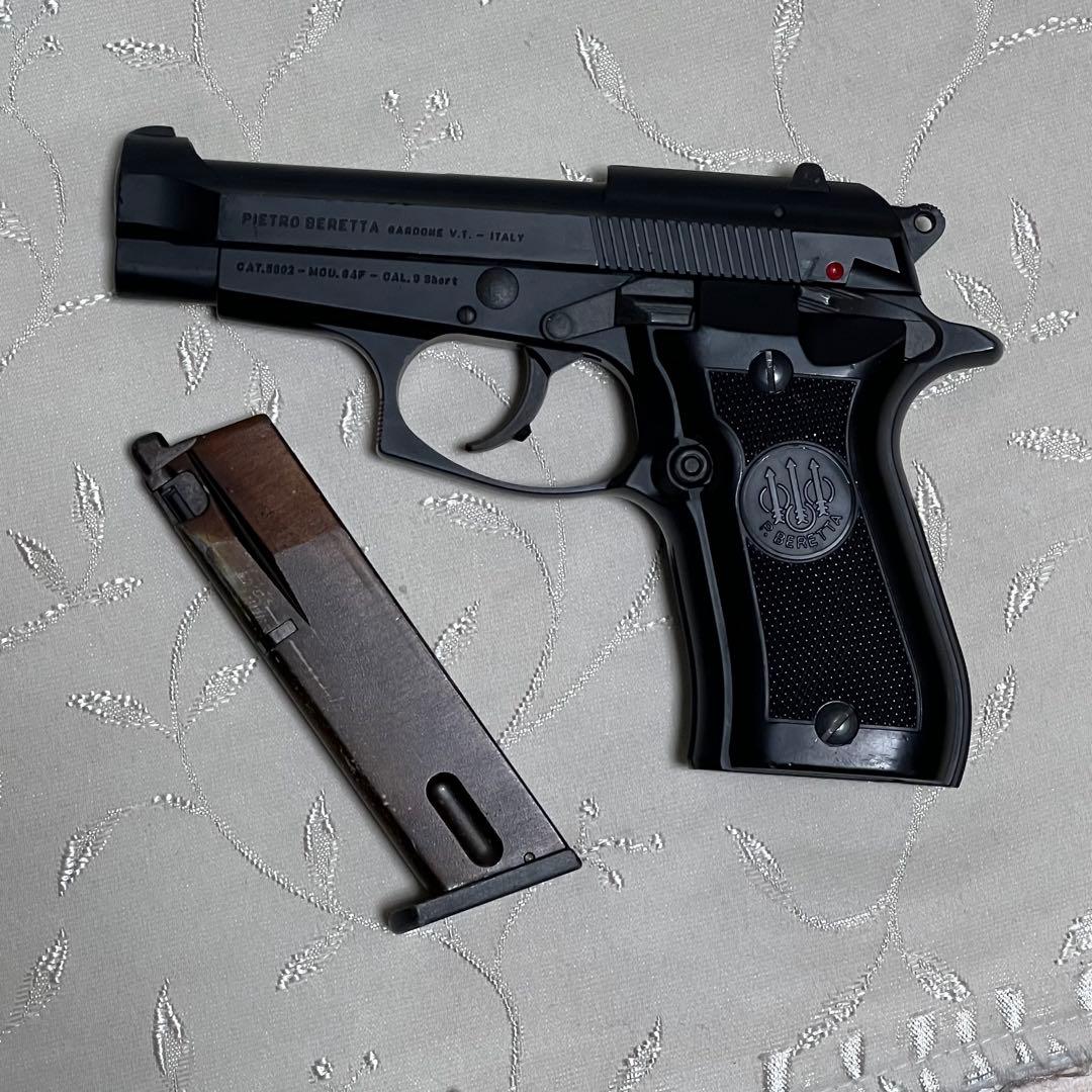 ウエスタンアームズ　ベレッタ 84f ガスブローバック　ガスガン　WA