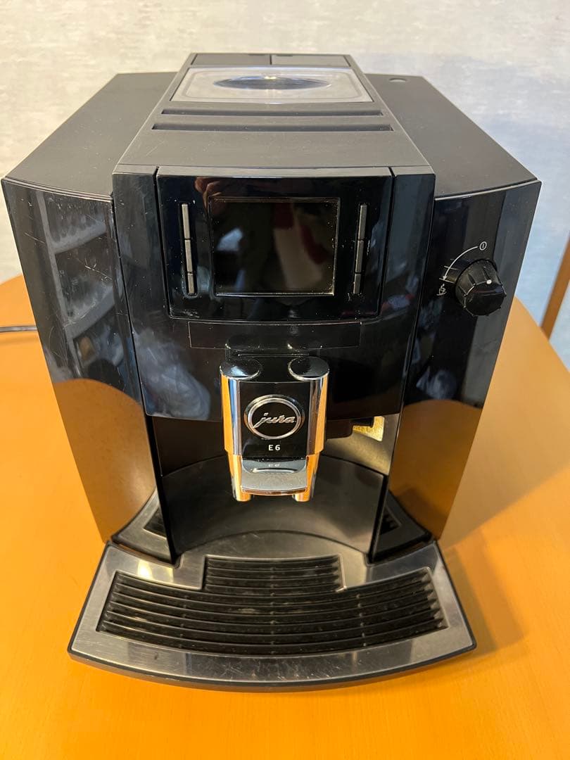 JURA ユーラ E6 全自動コーヒーマシーン E6 JURA家庭用全自動コーヒーマシン