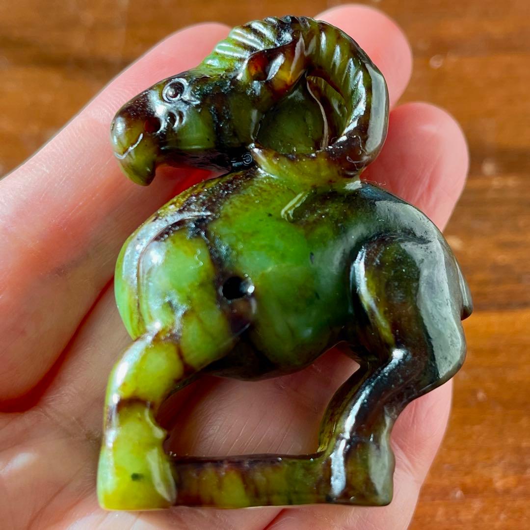 高品質 和田玉 碧玉 古翡翠 彫刻 羊 ネフライト 軟玉 アンティーク 希少品 和田玉「天然翡翠(ネフライト) 」碧玉 ブレスレット ブレスレット 元気