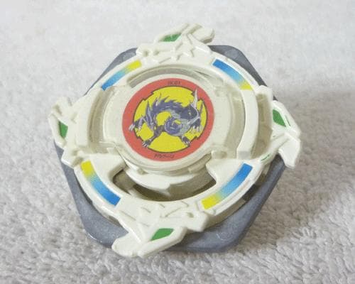 希少　廃盤品　爆転シュートベイブレード　ドラグーングリップアタッカー　当時物 ドラグーン グリップアタッカー 爆転シュートベイブレード - メルカリ