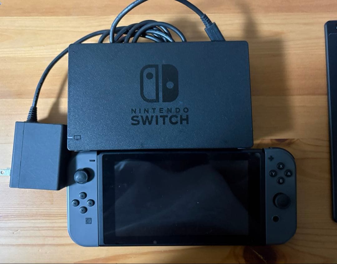 Nintendo Switch本体＋ドック＋充電器 任天堂（Nintendo） Nintendo Switch ドック 充電スタンド 代替品