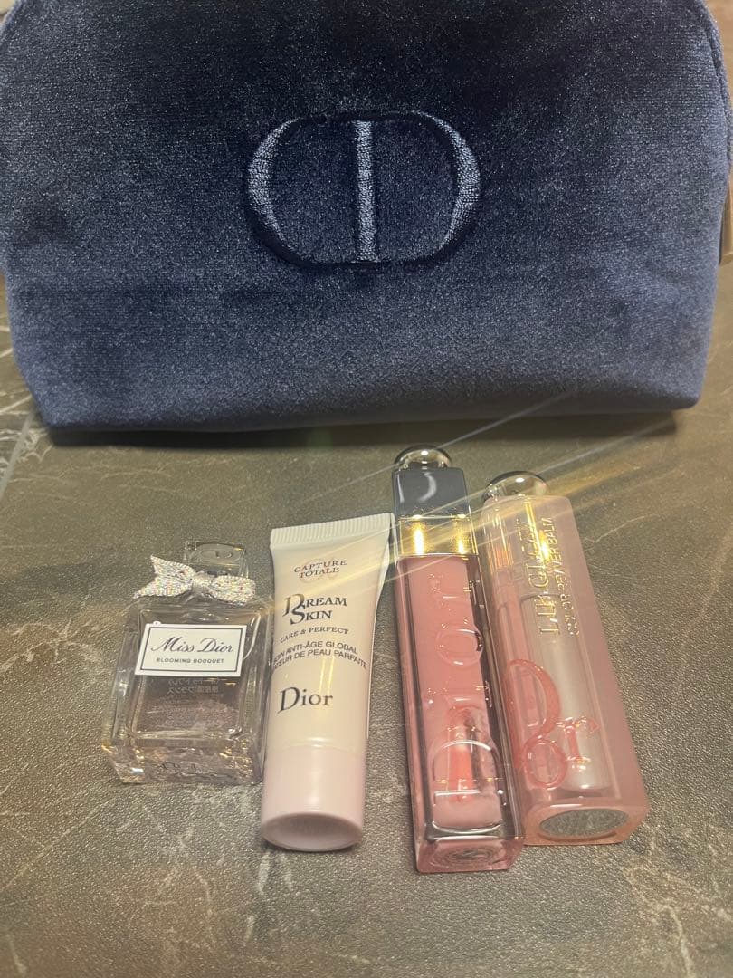 最終値下げ　ディオール　　ホリデー　クリスマス　ギフト