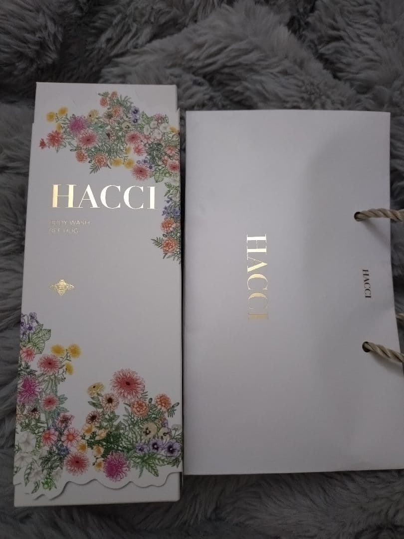 【新品未使用】HACCI☆ボディソープ限定パケ＋はちみつ洗顔石鹸トラベルサイズ