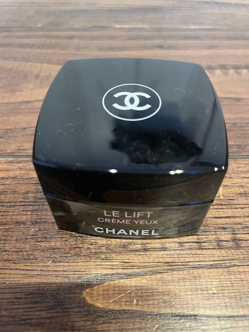 CHANEL LE LIFT】クレーム ユー 15g 空容器 - メルカリ