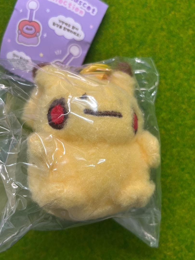 【日本未発売韓国限定】ピカチュウ ランダム　マスコット　ポケモン　ポップアップ