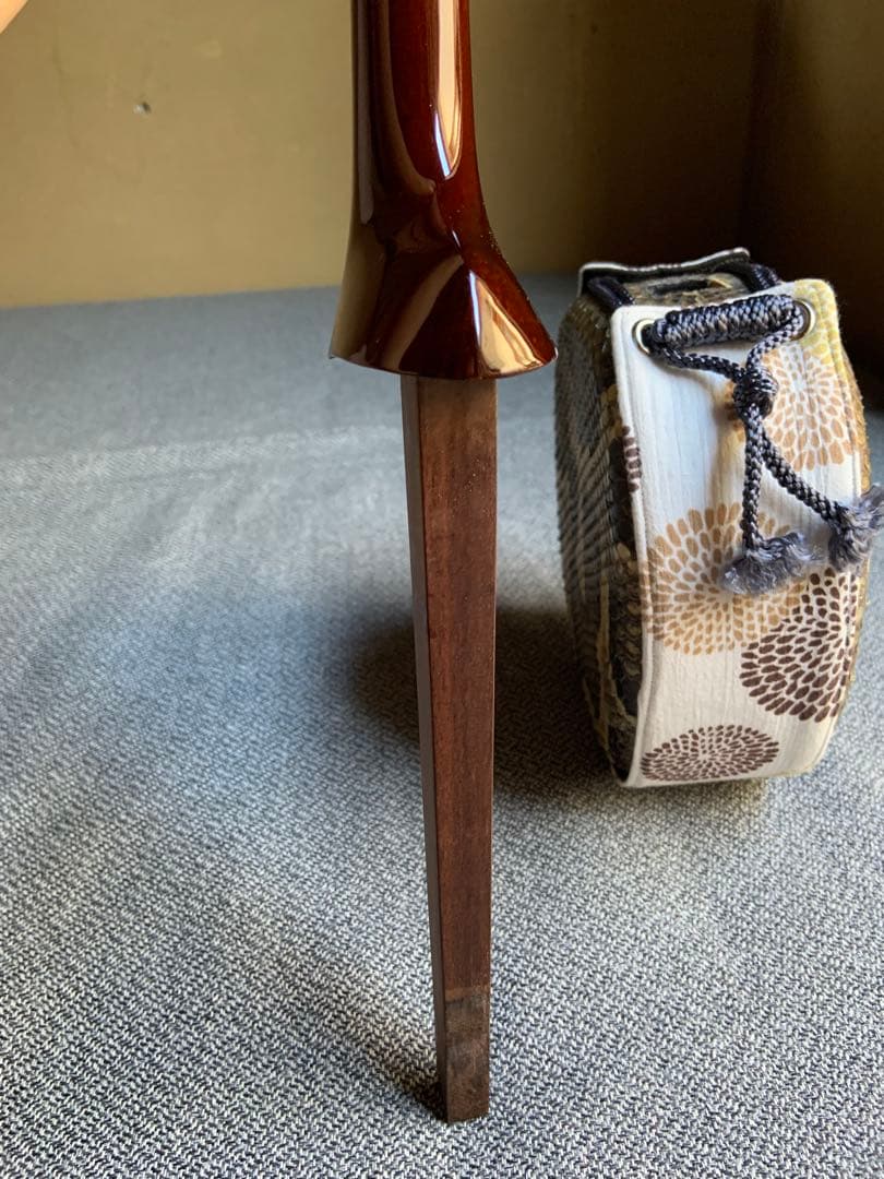 沖縄三線 知念大工型 ゆし木実 スンチー塗り - メルカリ