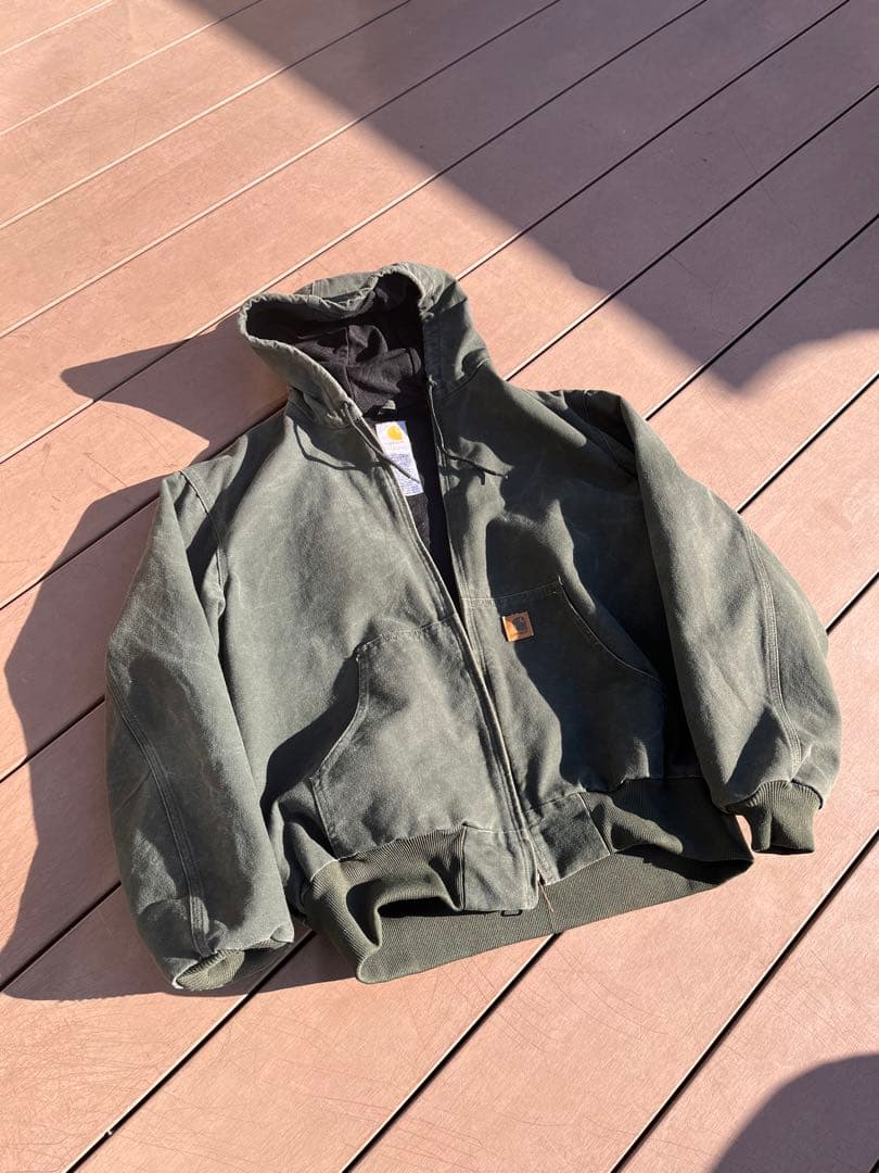 Carhartt アクティブジャケット モスグリーン 🅓 ⋆ Carhartt アクティブジャケット 色:モスグリーン . size boys XL