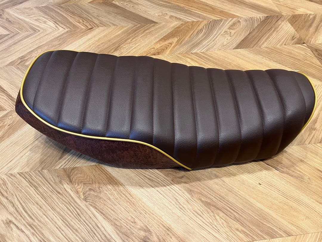 SR400 カスタムシート　てん