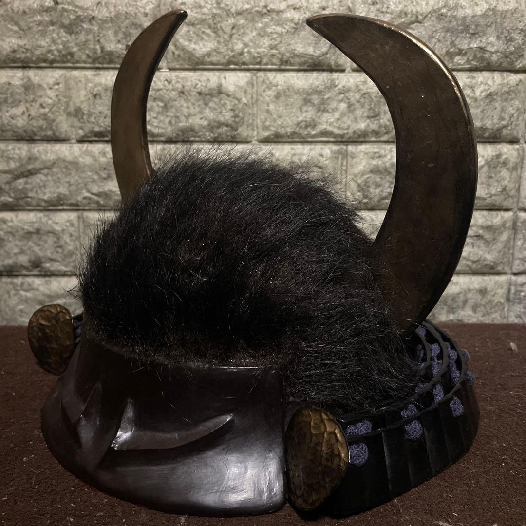 脇立て付総髪形変わり兜　　武具　甲冑　鎧　兜