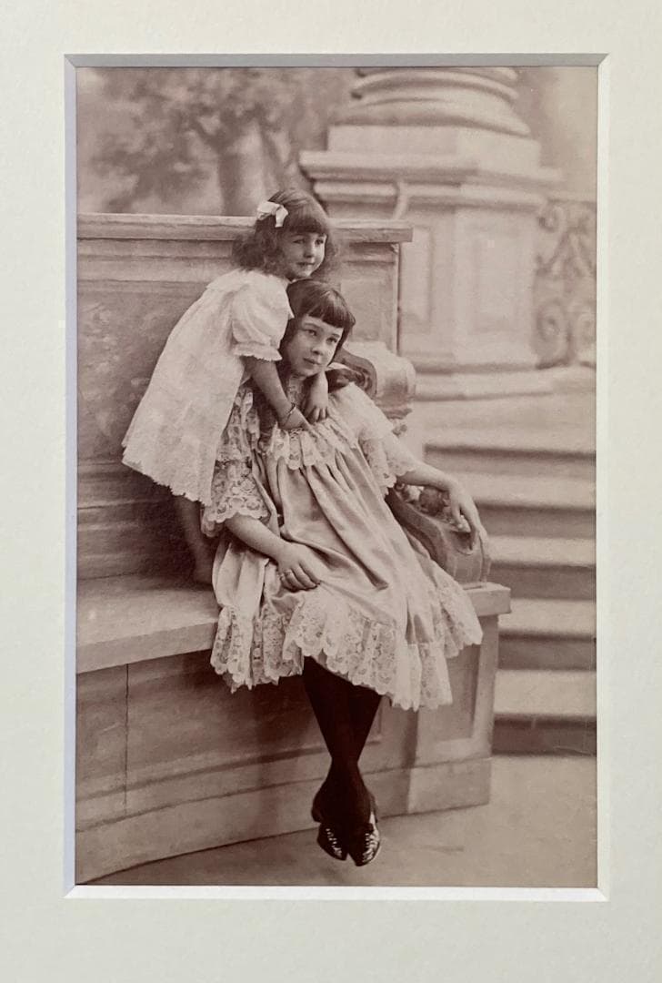 フランスアンティーク 肖像写真 《姉妹》額装 アルビューメンプリント