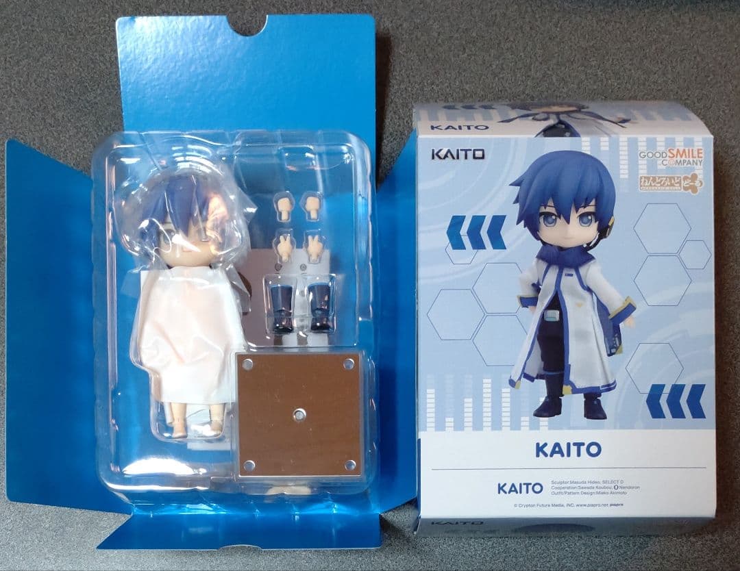 ボカロ　ねんどろいどどーる　KAITO Amazon | ねんどろいどどーる KAITO ノンスケール 布&磁石