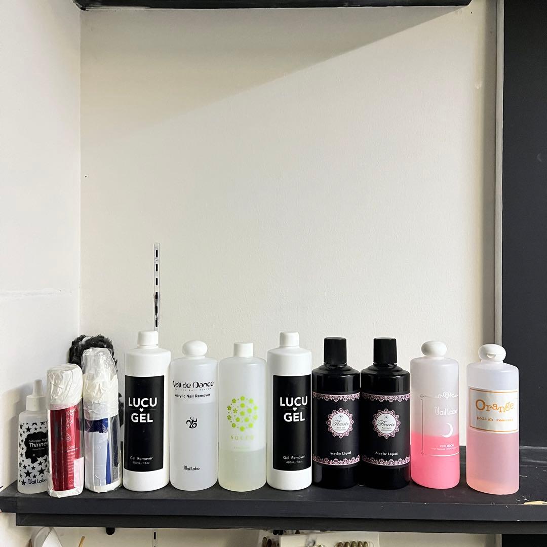 フルーリア　アクリルリキッド　など