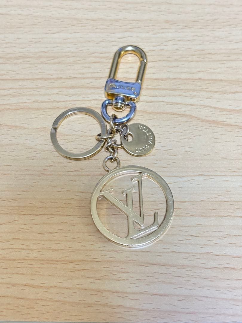 LOUIS VUITTON ルイヴィトン キーホルダー キーリング