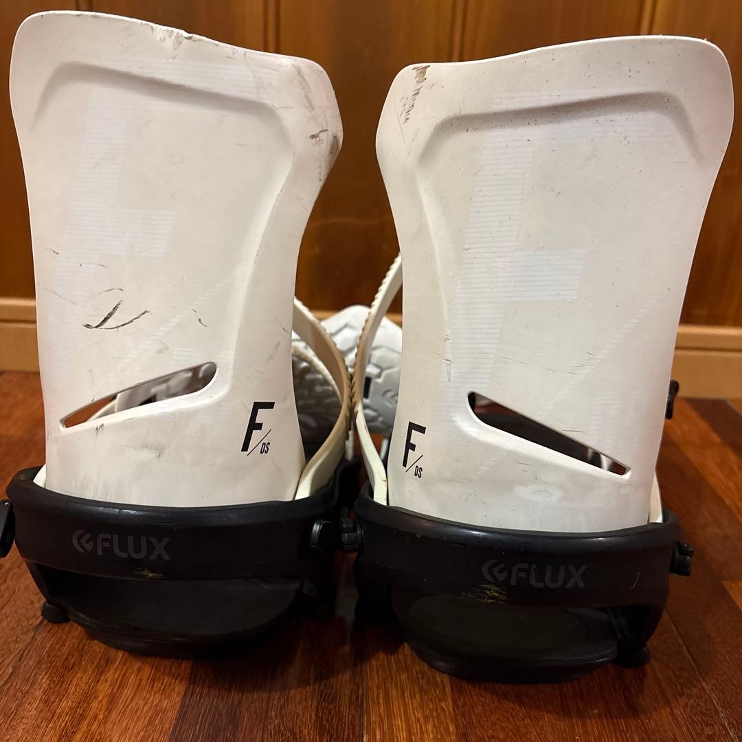 FLUX DSスノーボードビンディング ホワイト