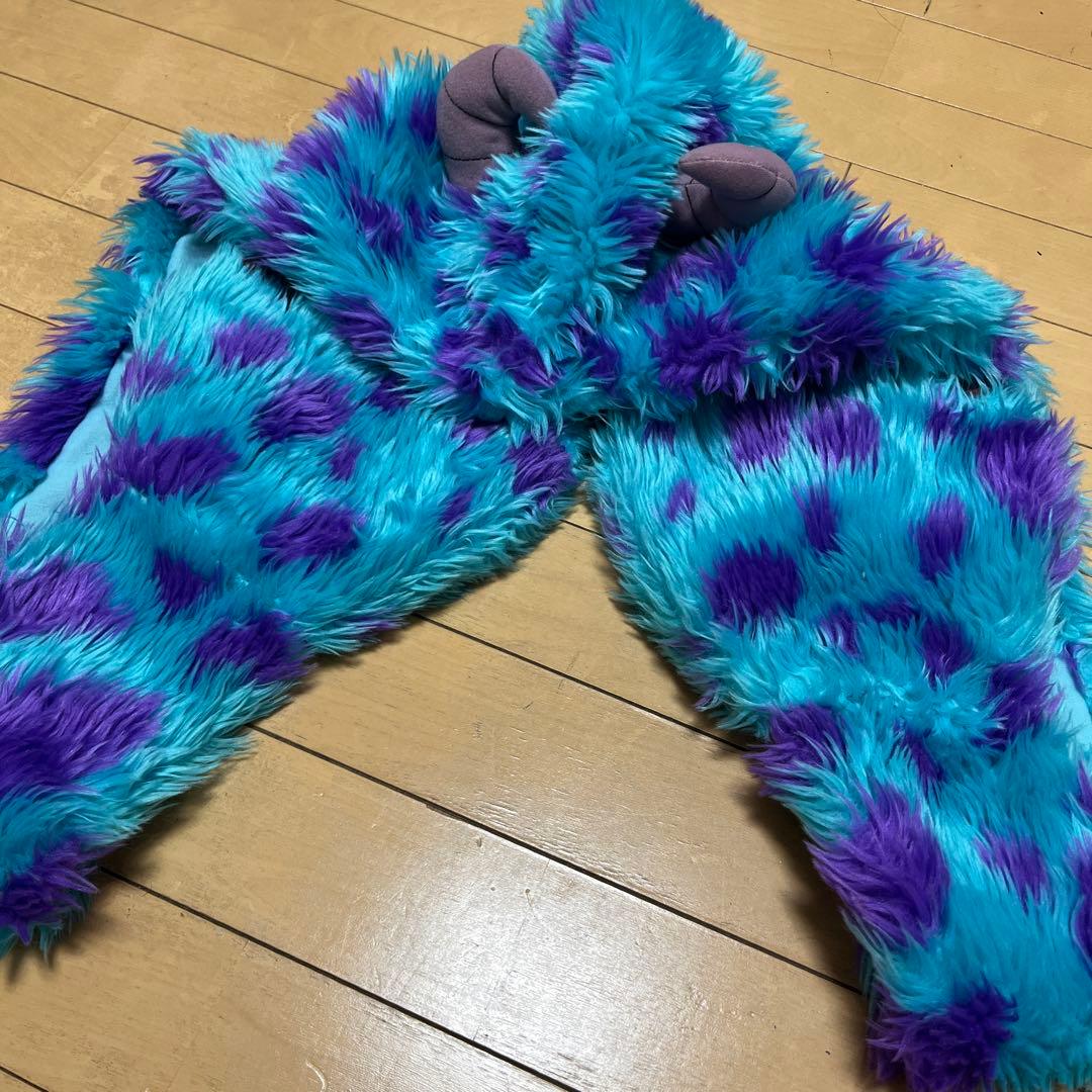 ディズニー　ファンマフラー　サリー