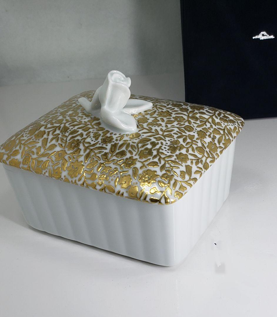 箱付【未使用】深川製磁 ジュエリーボックス 蓋付 小物入れ 金彩