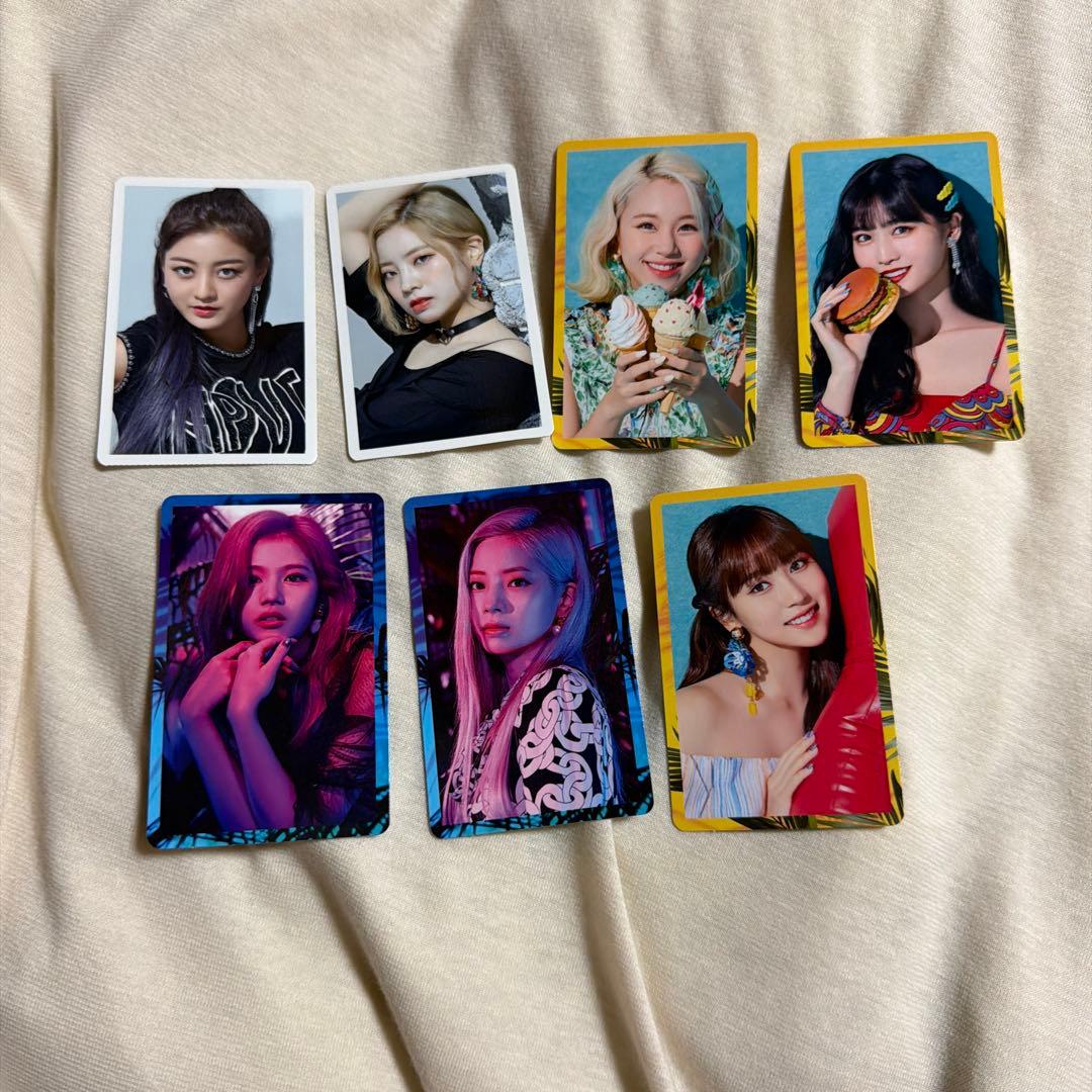 TWICE トレカ 7枚セット （ハイタッチ券） - メルカリ