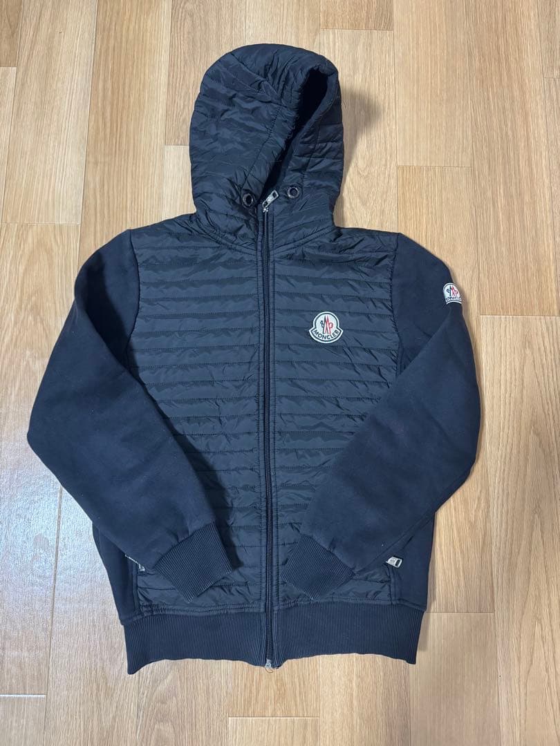 モンクレール MONCLER ダウンジャケット