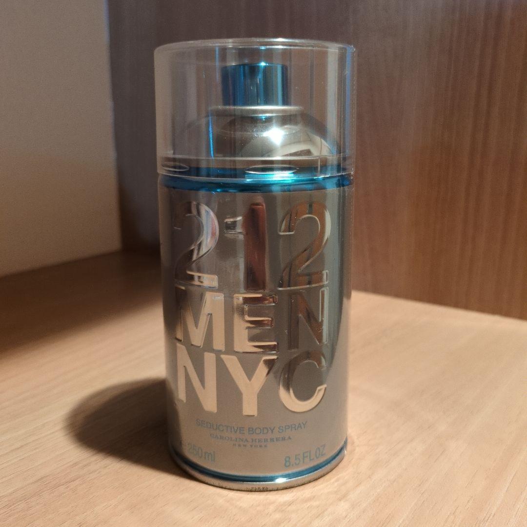 キャロライナヘレナ212 MEN NYC セダクティブボディスプレー 250ml