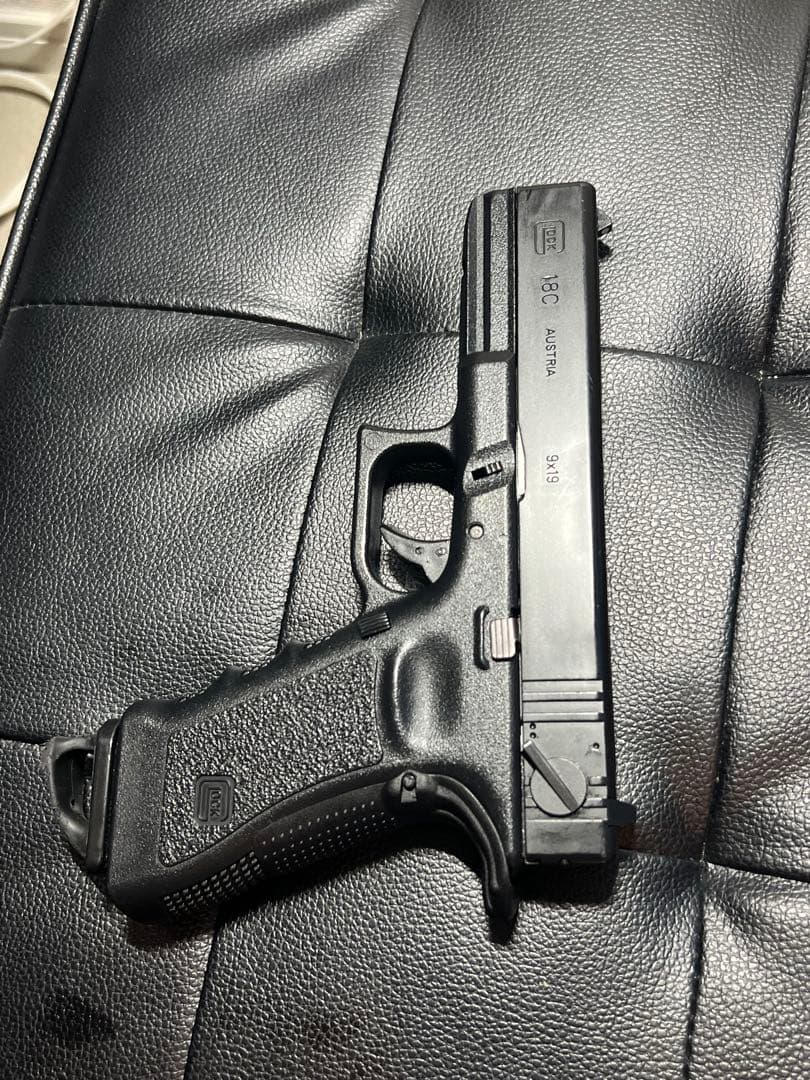 東京マルイ　グロック18C ガスブローバック