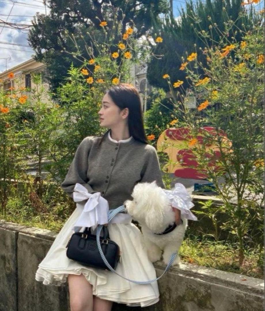 最終値下げ‼️早い者勝ち Bibiy トップス　レディース