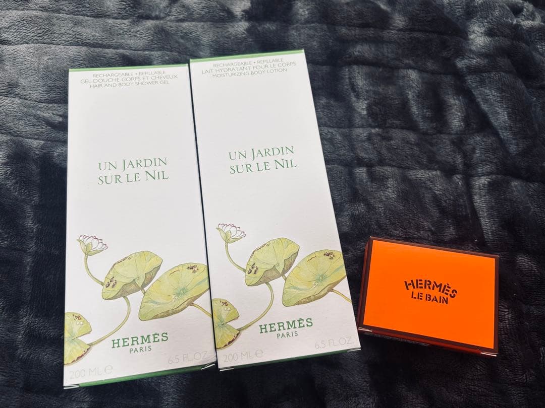 【エルメス シャワージェル ボディローション カバーの3点セット】