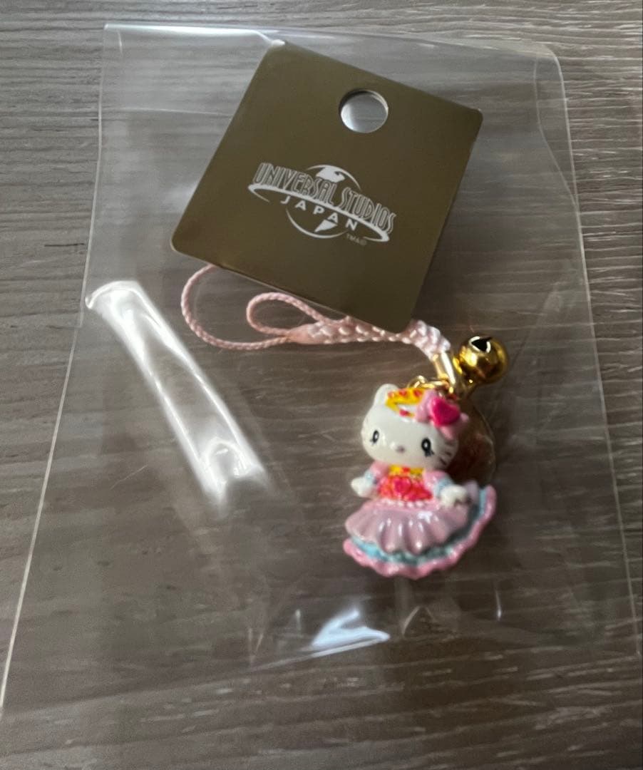 激レア◎USJ限定ピンク＆ブルーのドレスキティ◎根付けストラップ