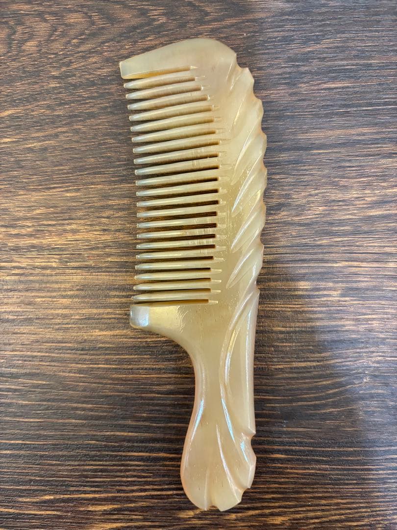 シープホーンコーム　ポケットタイプハンドル付き　ナチュラルホーンコーム　羊角