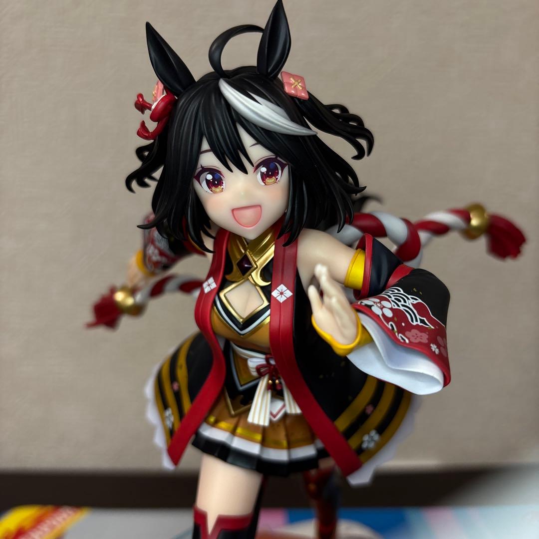 【中古】【値下げ可】 ウマ娘　キタサンブラック　勝負服　1/7フィギュア