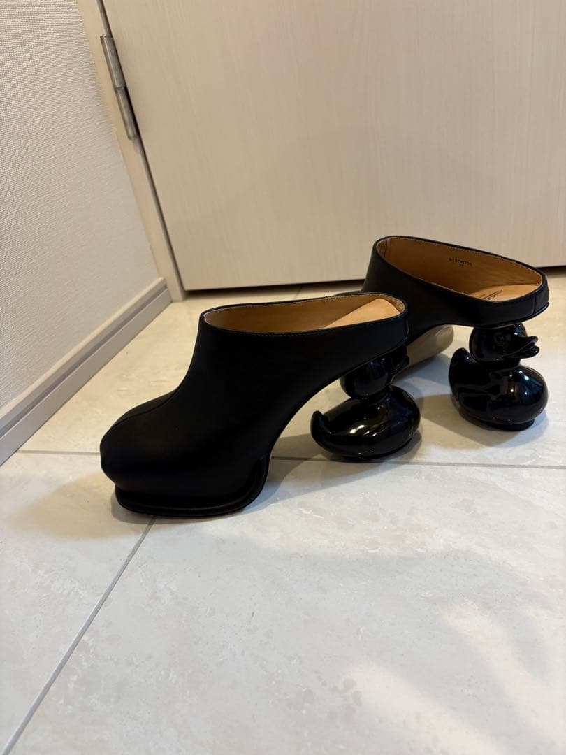 Maison Mihara Yasuhiro ブラックハイヒール