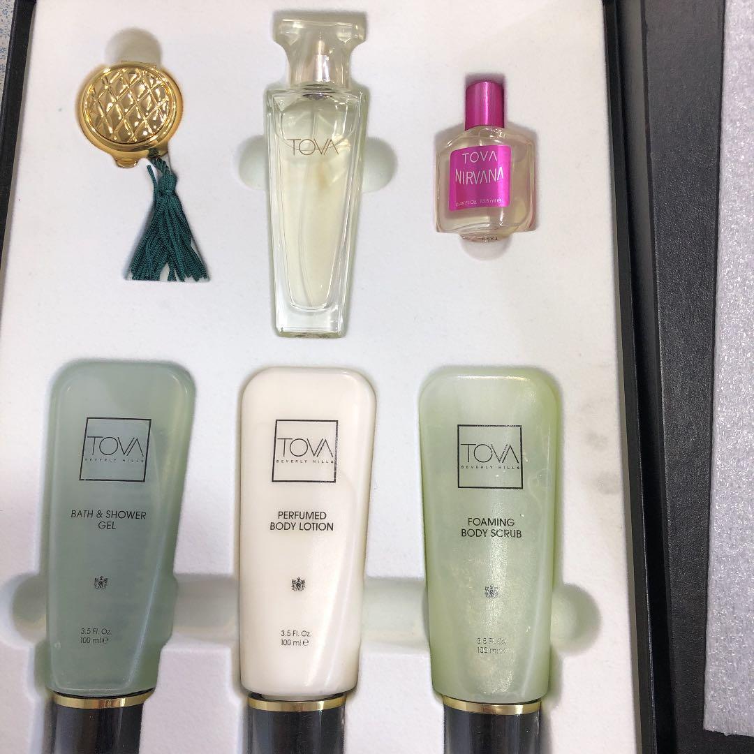 トヴァ　コフレセット　TOVA