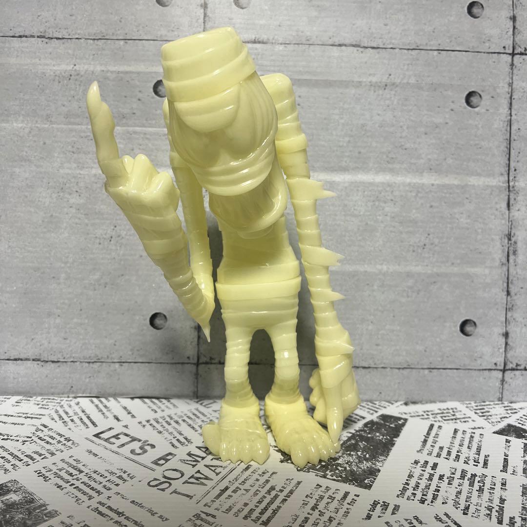 ロッキンジェリービーン　ソフビ　蓄光　フィギュア