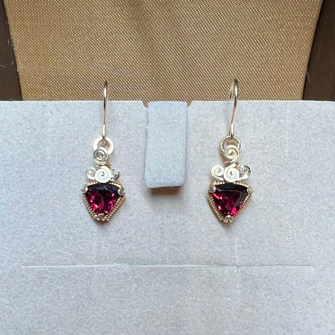 天然石　ロードライトガーネット　ワイヤーラッピング　ピアス　14kgf