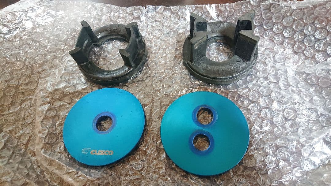 クスコ デフマウントカラー 86 ZN6 BRZ ZC6