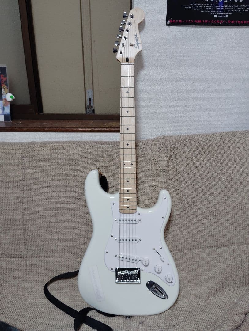 Squier Stratocaster ホワイト ほぼ新品