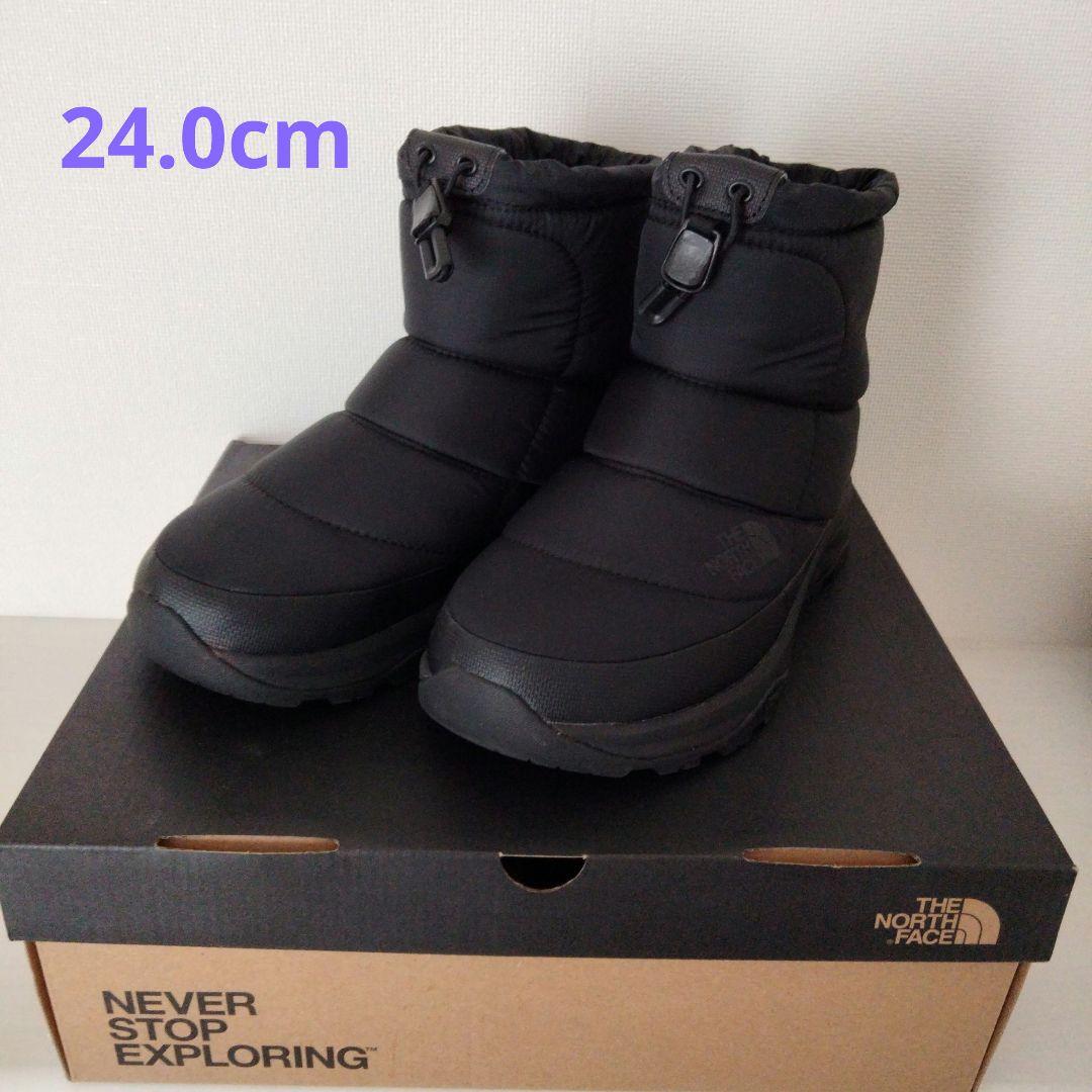 Nuptse Bootie WP VII Short 24.0 ブラック