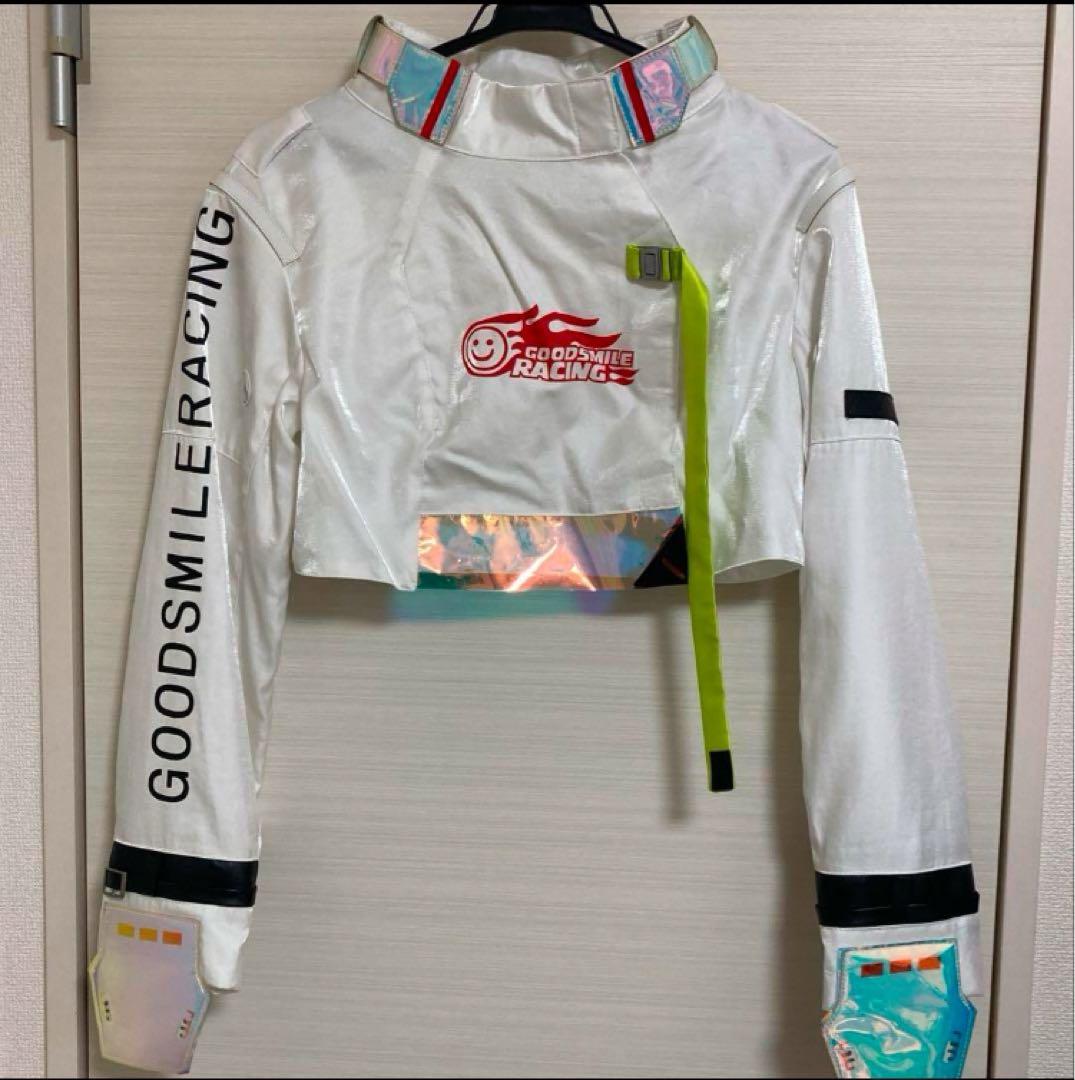 み*い様 レーシングミク2022