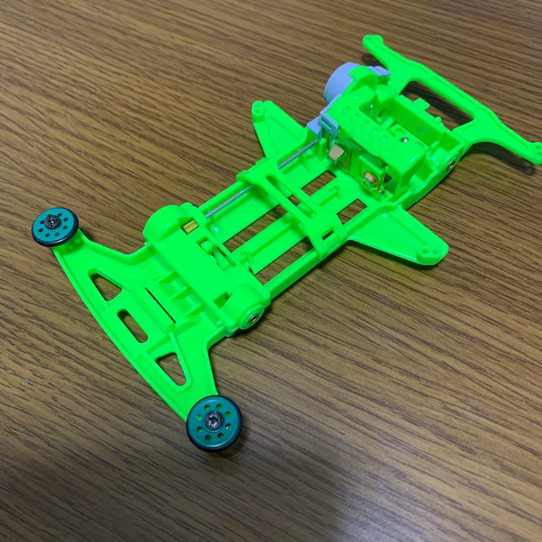 ミニ四駆 TZシャーシ 蛍光グリーン - メルカリ