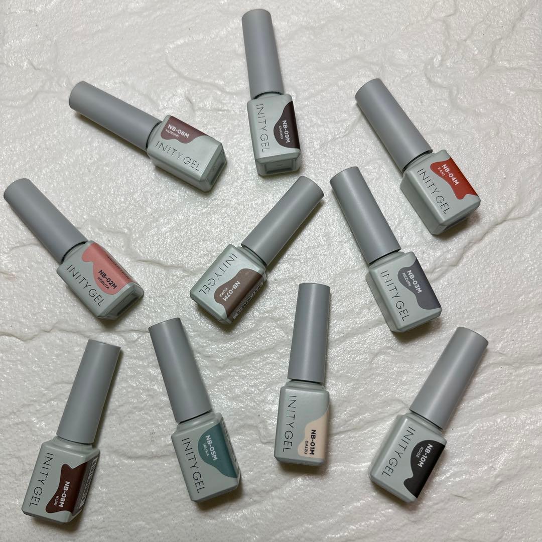 ネイルカラー・マニキュア INITY natural bottle collection