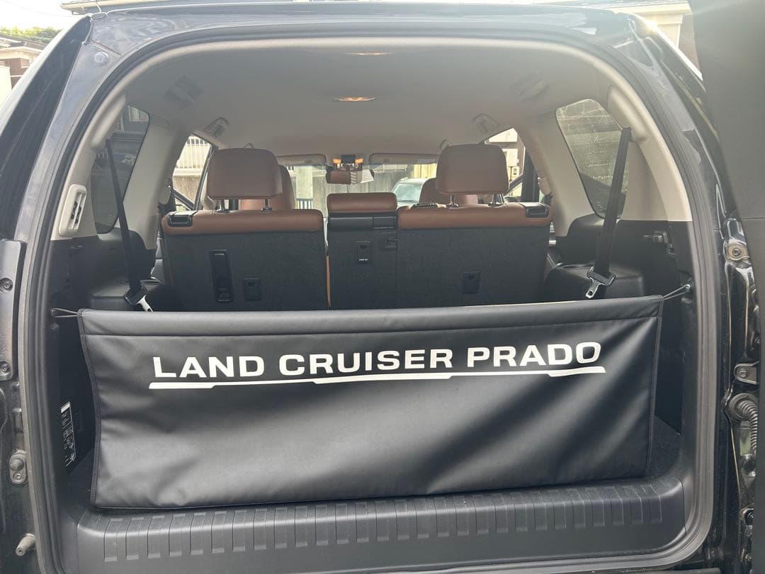 ランドクルーザープラド150後期トランクカバー