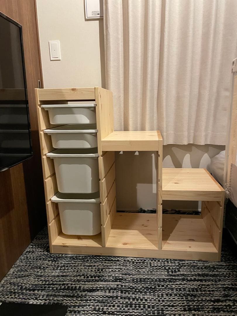 IKEA トロファスト 階段タイプ ホワイトボックス4個付き　ほぼ新品