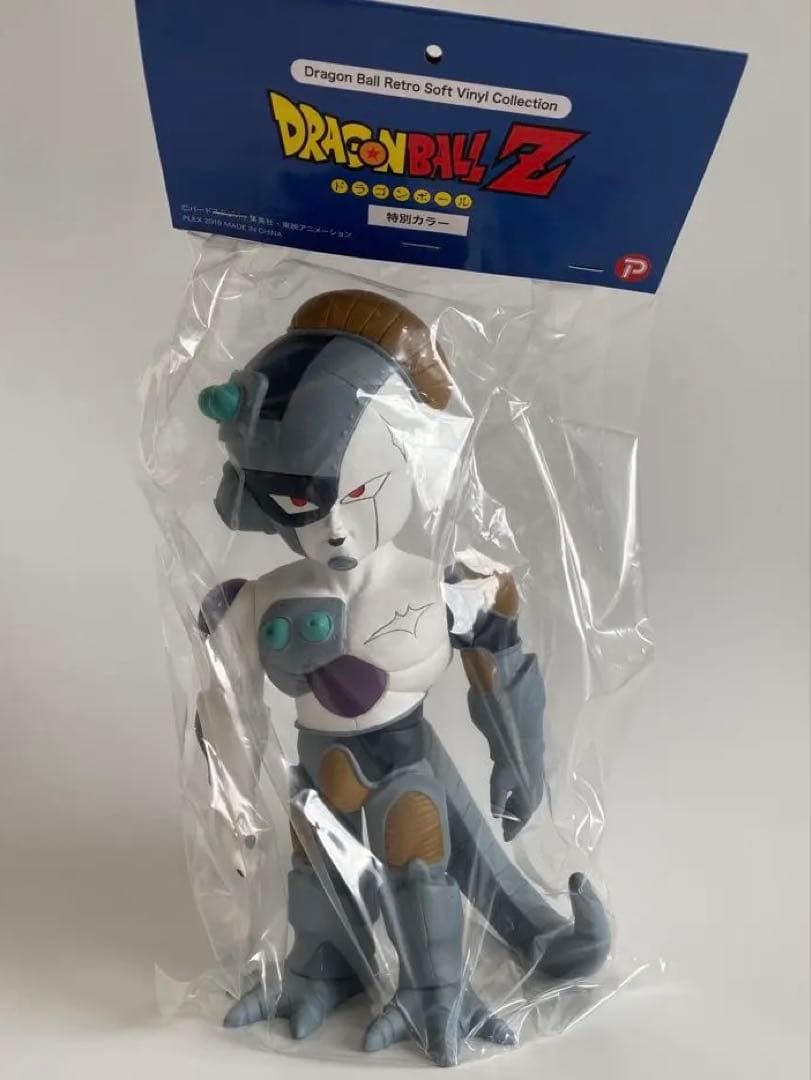 【新品】ドラゴンボールレトロソフビコレクション メカフリーザ 特別カラー ドラゴンボールレトロソフビコレクション メカフリーザ通常カラー