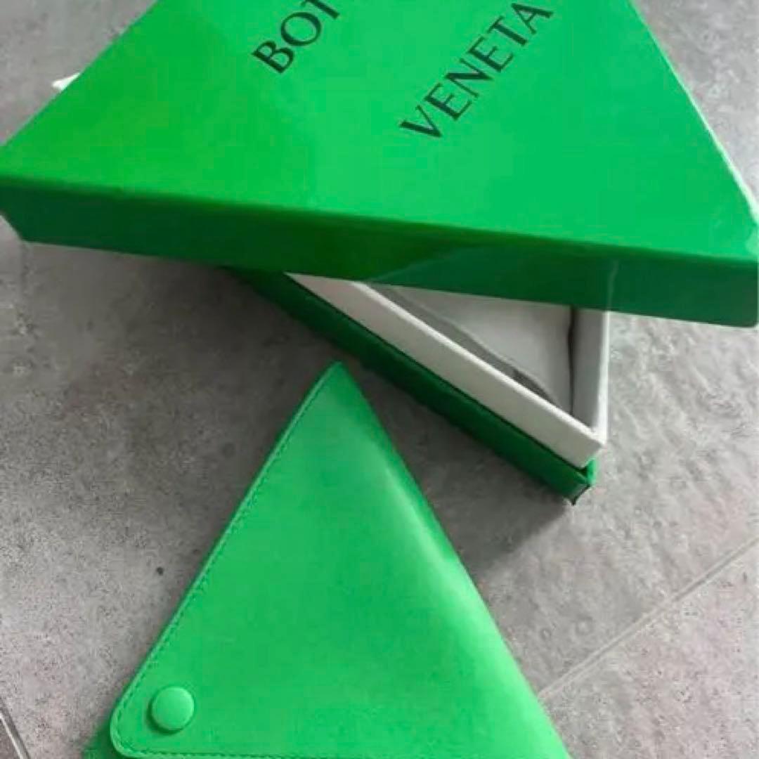 ボッテガヴェネタ　財布　ケース　ポーチ　トライアングル　オシャレ